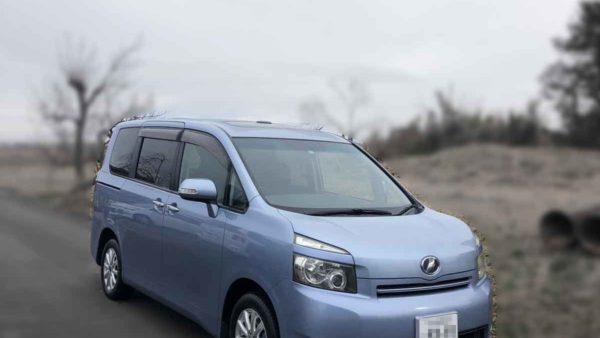 宮城県仙台市青葉区旭ヶ丘のお客様のトヨタ　ヴォクシー取扱い実績紹介